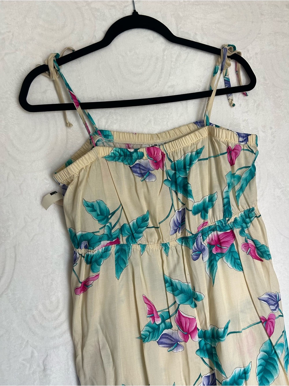 Hilo Hattie Vintage Cream Dress with Teal & Magenta Floral Print